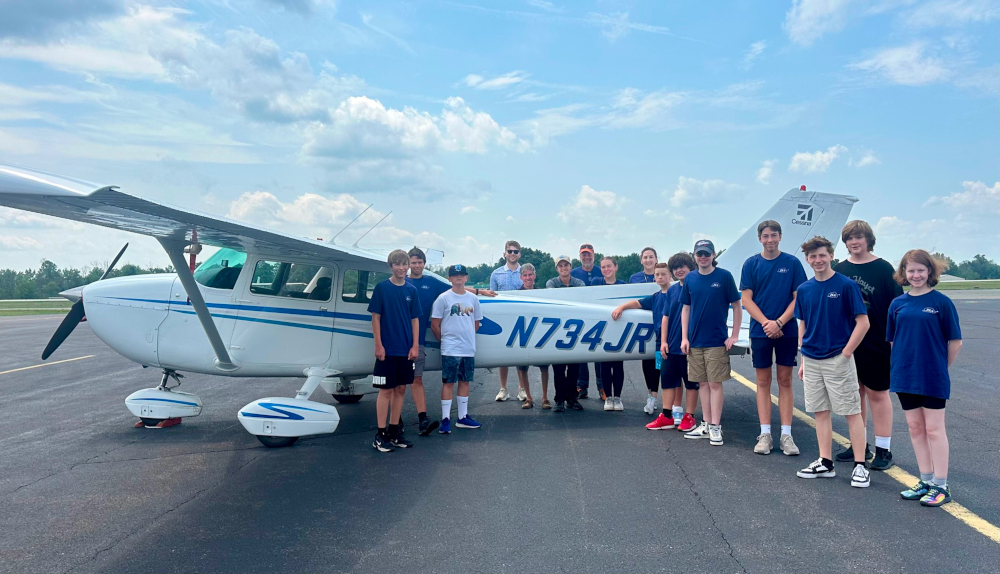 Junior aviator camp at Pitcairn Flight Academy